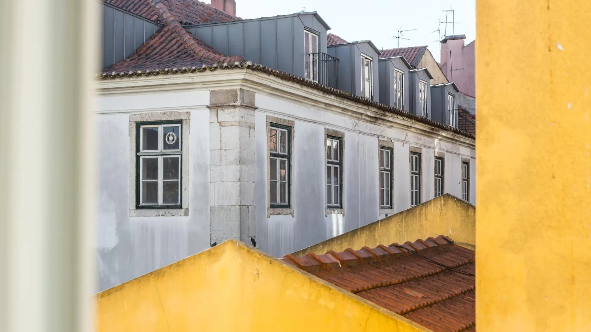 Апартаменты Apartamento Soalheiro No Bairro Alto / Chiado Лиссабон